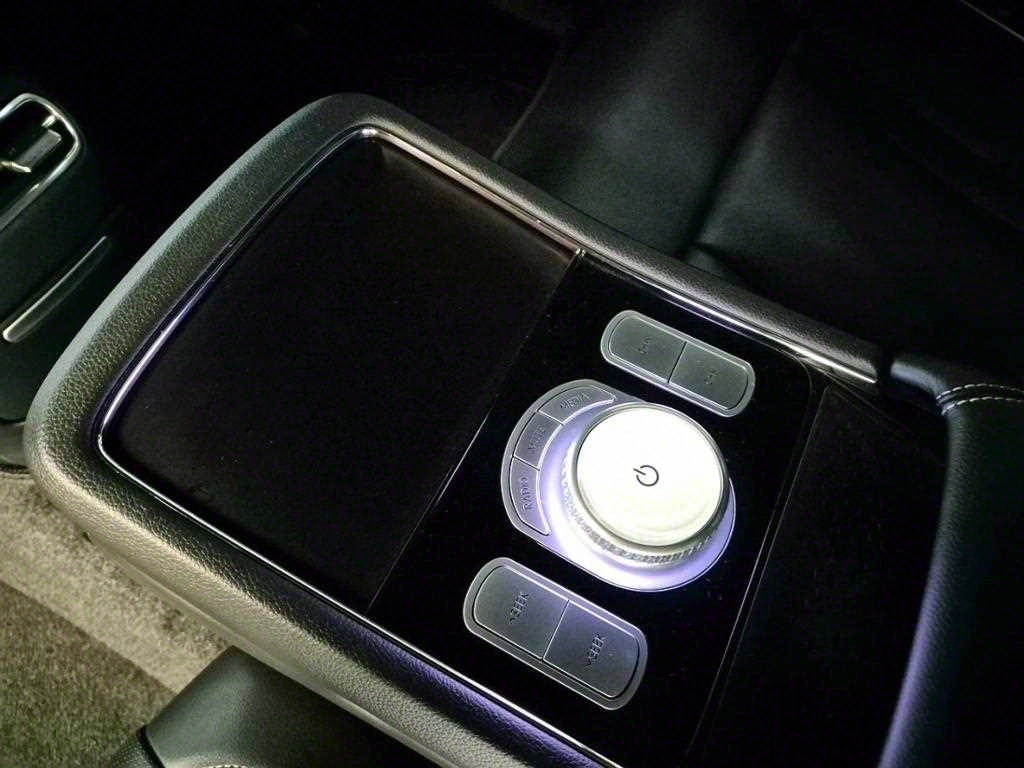 Genesis G90 2022 Negro - Importación desde Corea - HF Imports Iquique - Foto 17