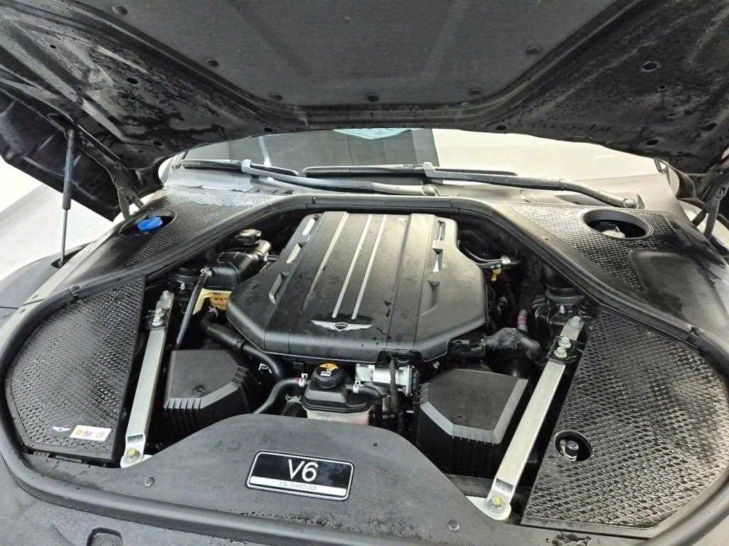 Genesis G90 - Vista 5