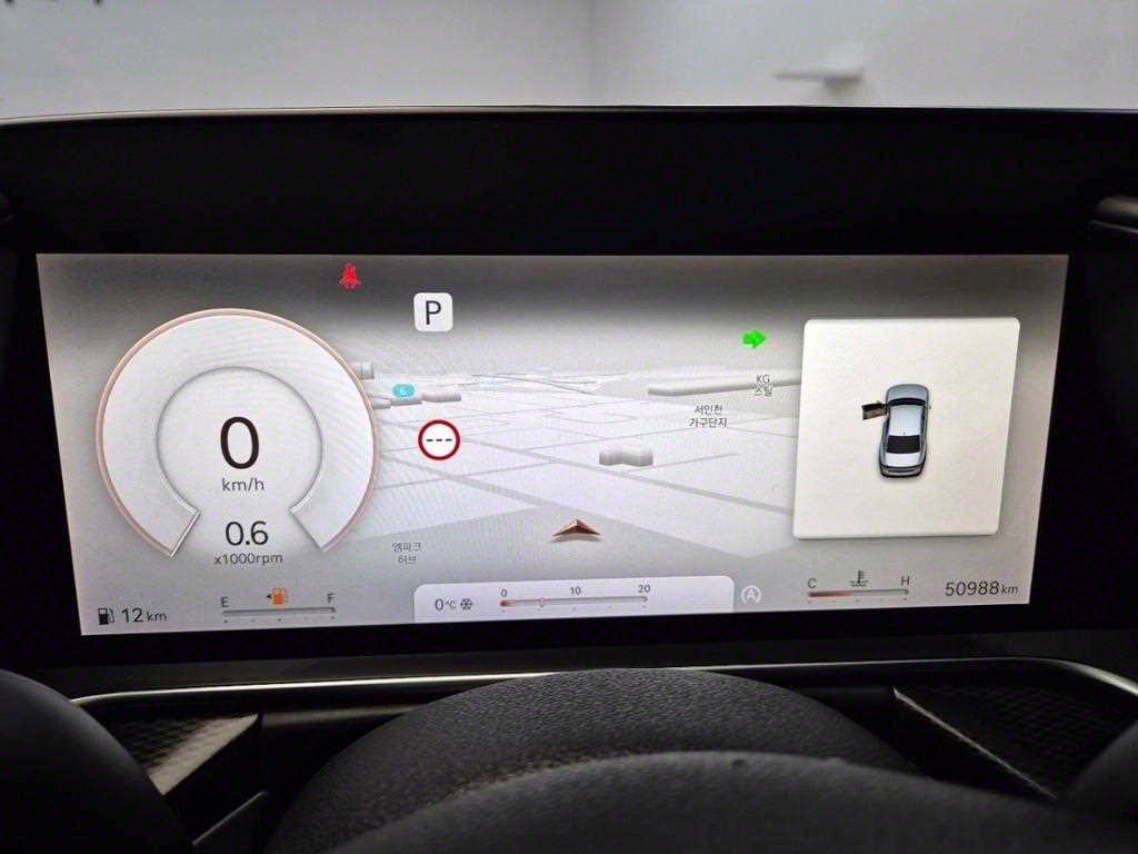 Genesis G90 - Vista 6