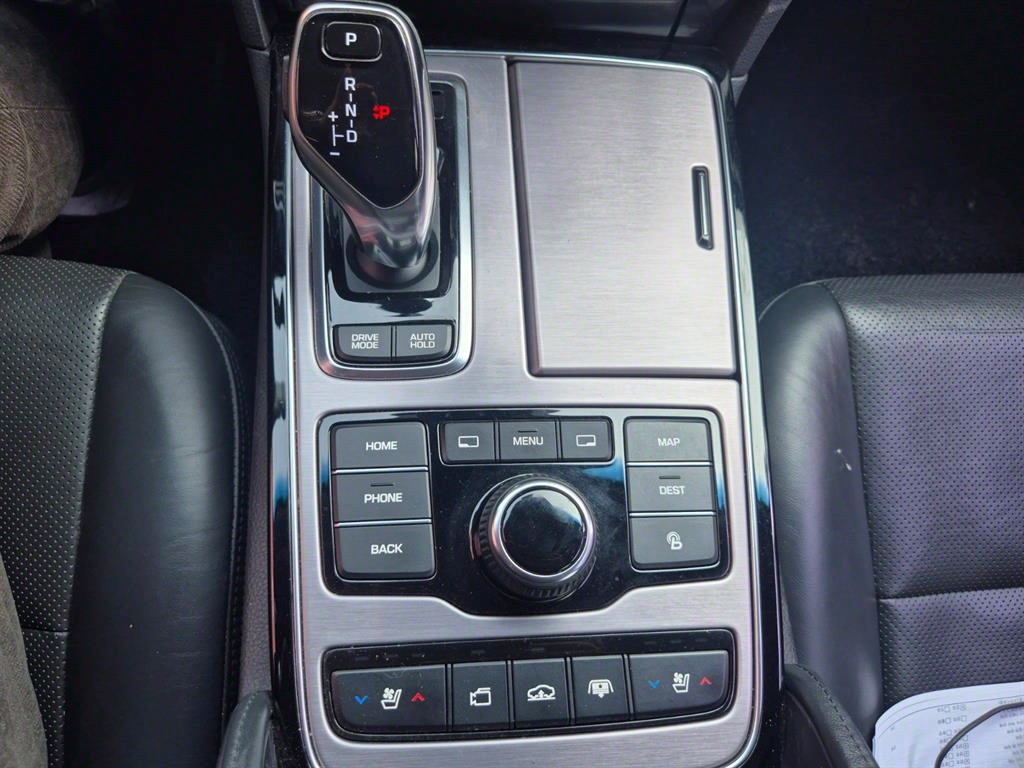 HYUNDAI Equus - Vista 7