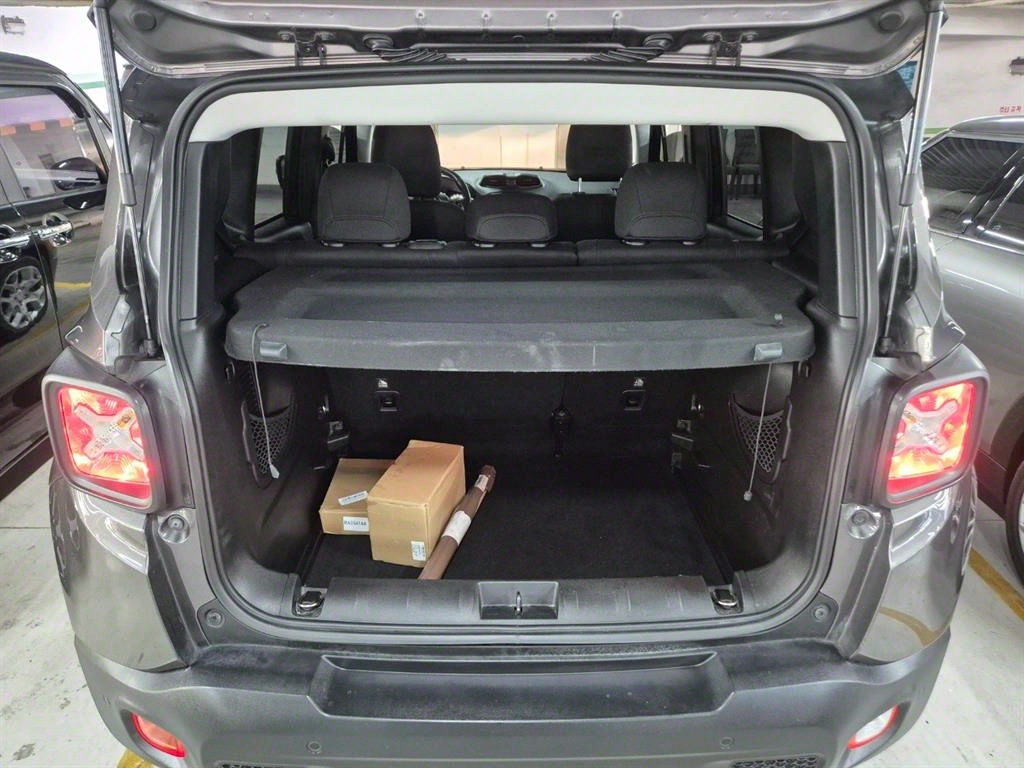 Jeep Renegade 2016 Gris - Importación desde Corea - HF Imports Iquique - Foto 19