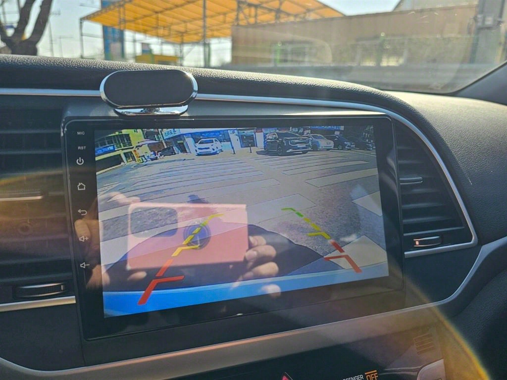 HYUNDAI Avante 2017 Blanco - Importación desde Corea - HF Imports Iquique - Foto 17