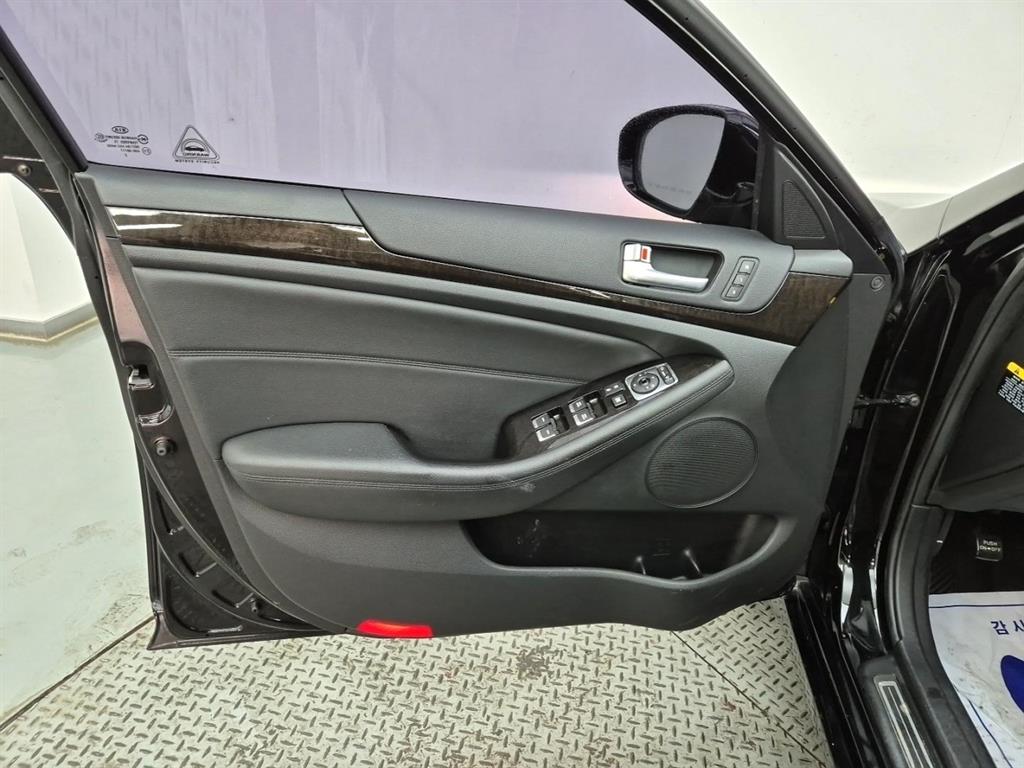 KIA K7 2013 Negro - Importación desde Corea - HF Imports Iquique - Foto 17