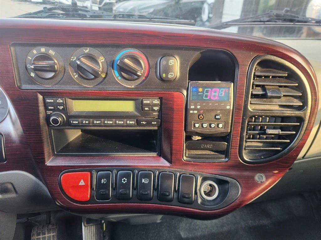 medium and large cargo truck 2018 Blanco - Importación desde Corea - HF Imports Iquique - Foto 13