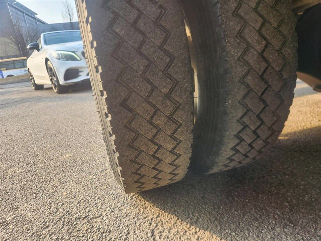 medium and large cargo truck 2018 Blanco - Importación desde Corea - HF Imports Iquique - Foto 17