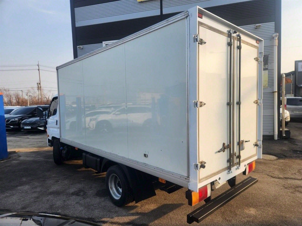 medium and large cargo truck 2018 Blanco - Importación desde Corea - HF Imports Iquique - Foto 20