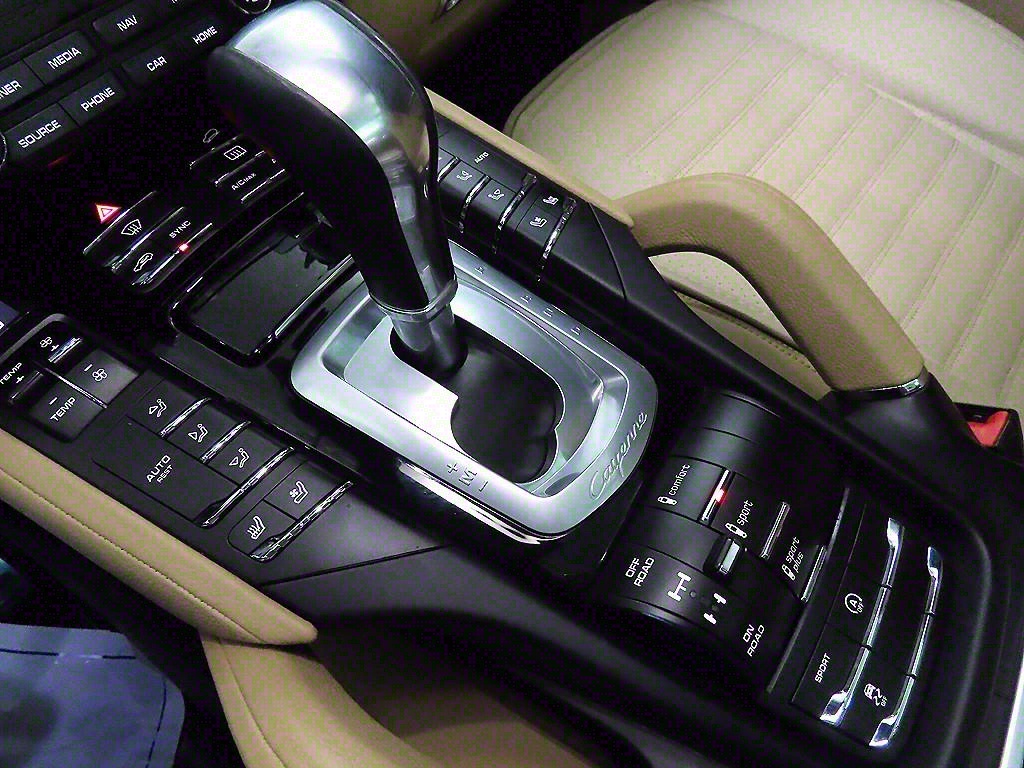 Porsche Cayenne - Vista 12