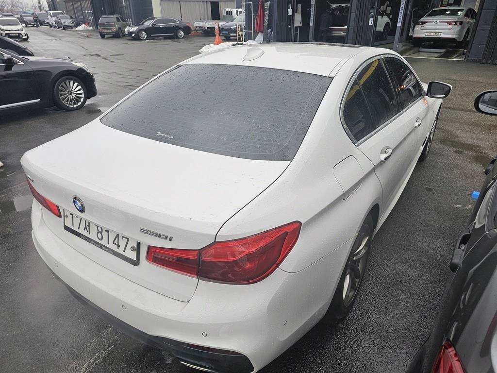 BMW 5 Series - Vista 4