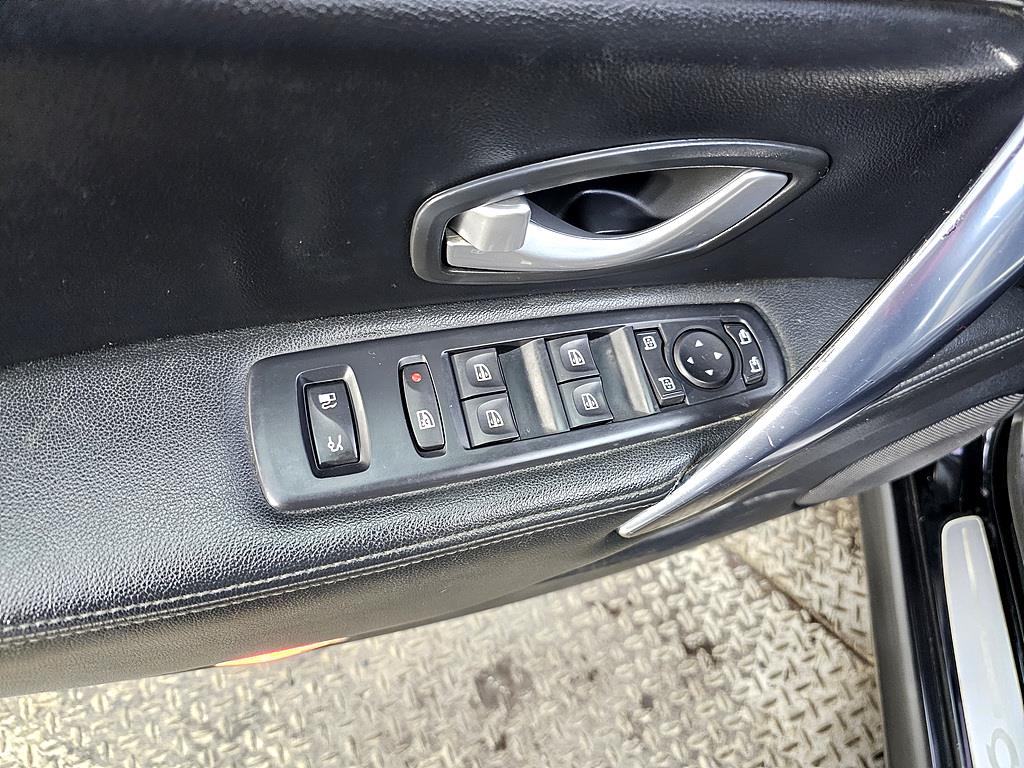 SAMSUNG SM7 - Vista 12