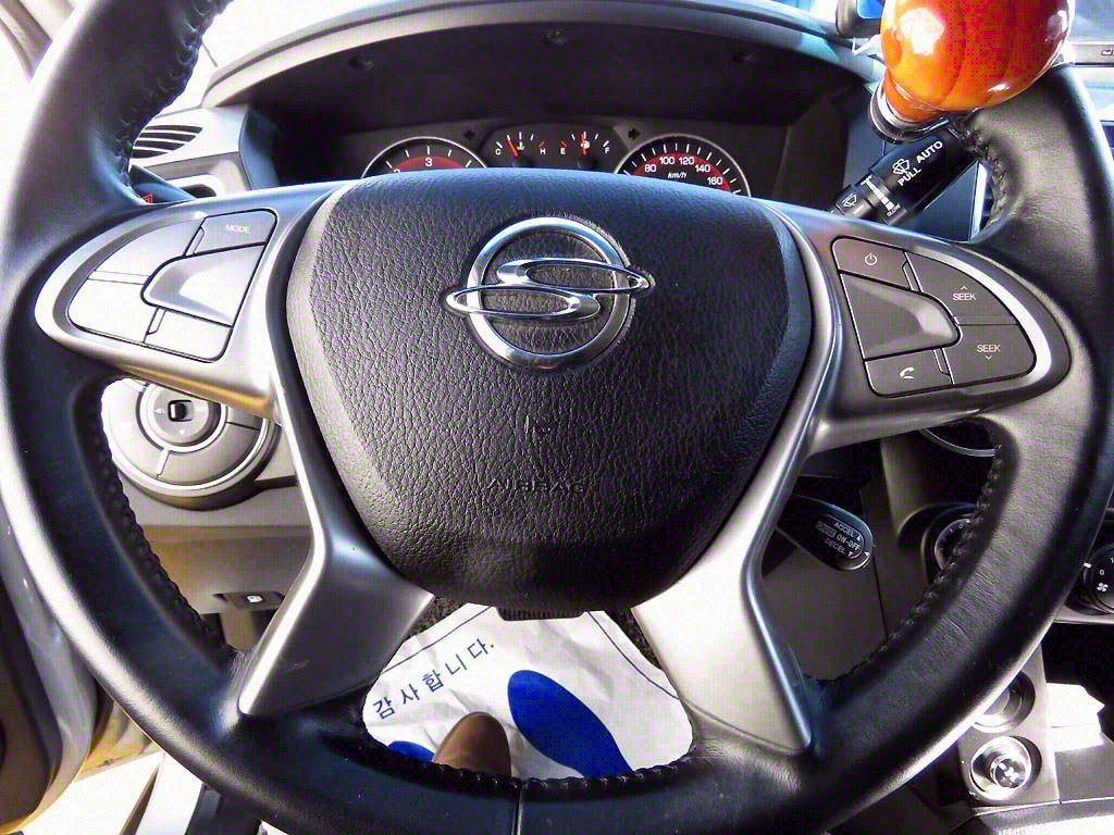 Ssangyong Korando 2016 Plateado - Importación desde Corea - HF Imports Iquique - Foto 8