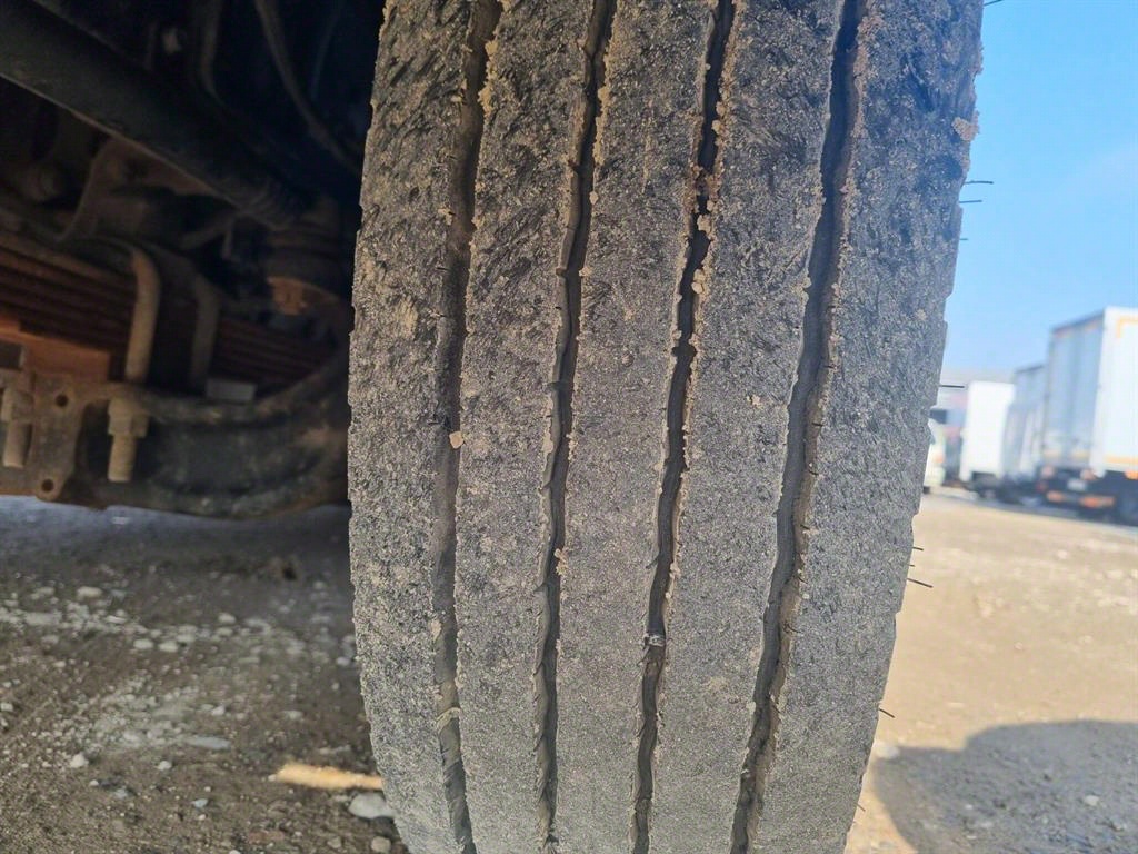 medium and large cargo apChoukJingae 2017 Blanco - Importación desde Corea - HF Imports Iquique - Foto 17