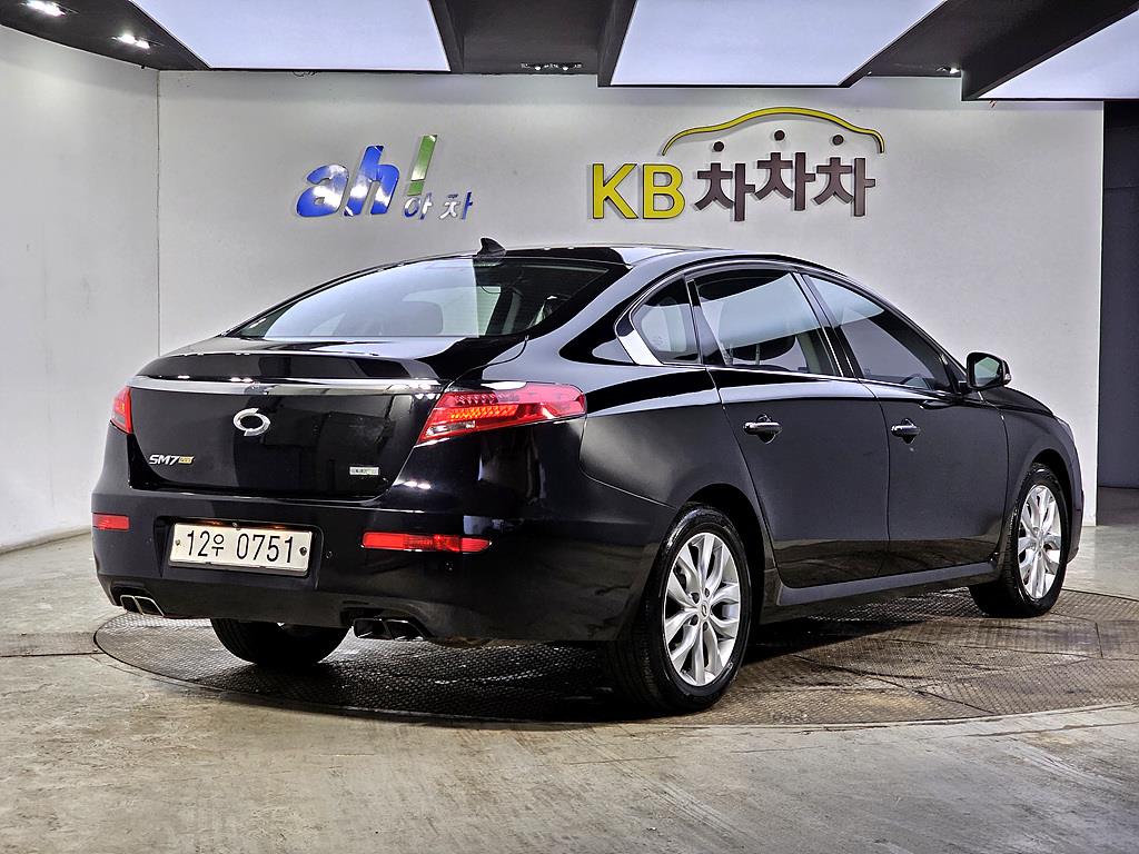 SAMSUNG SM7 - Vista 4