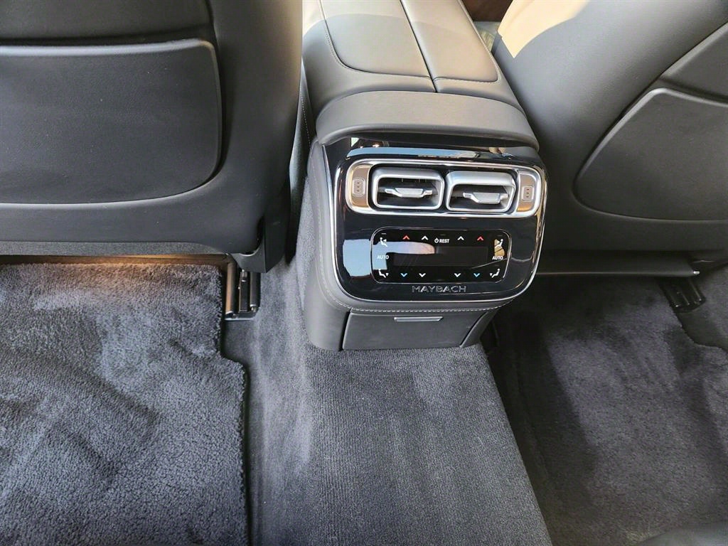 Mercedes Benz S Class - Vista 9