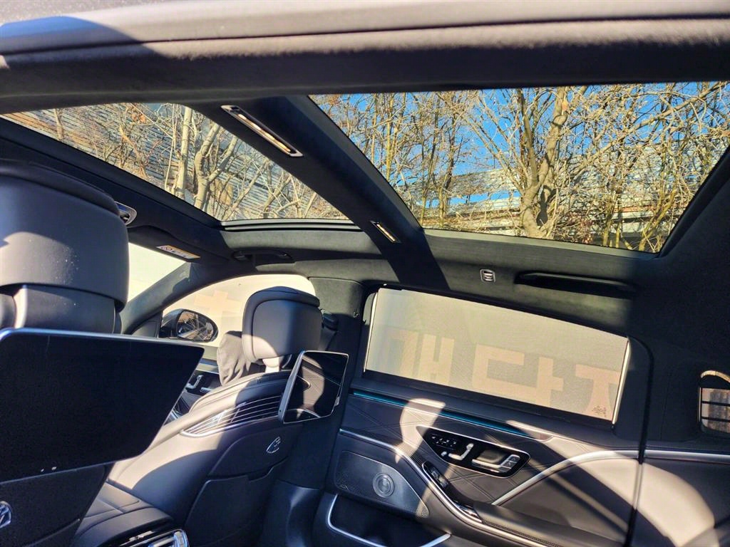 Mercedes Benz S Class - Vista 11