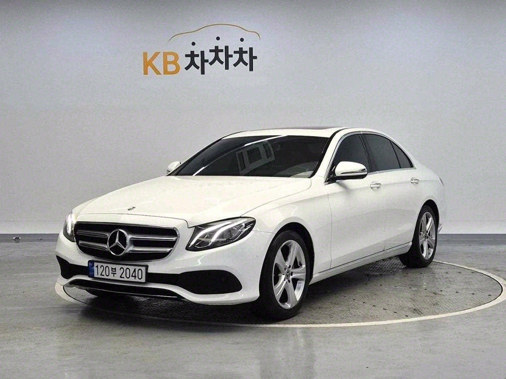 Mercedes Benz E class