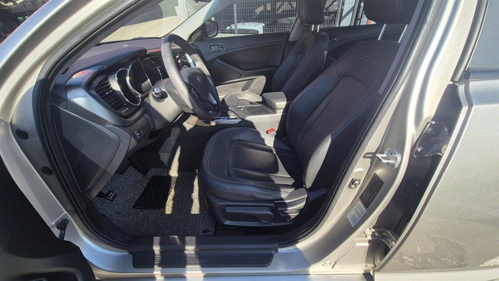 KIA K5 2012 Gold color - Importación desde Corea - HF Imports Iquique - Foto 14