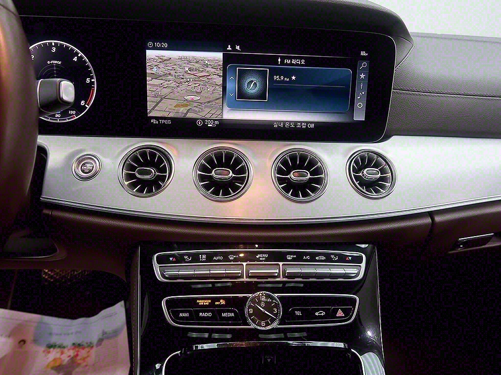 Mercedes Benz CLS Class 2019 Blanco - Importación desde Corea - HF Imports Iquique - Foto 9