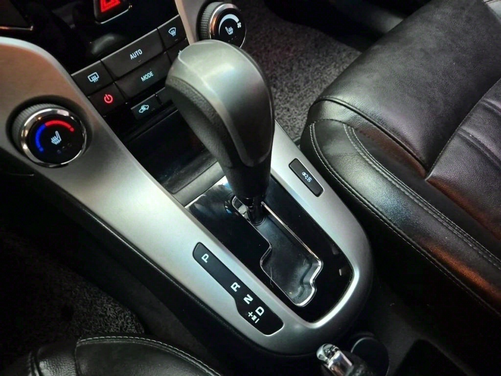 Chevrolet Cruise - Vista 8