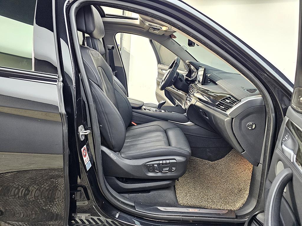 BMW X6 - Vista 11