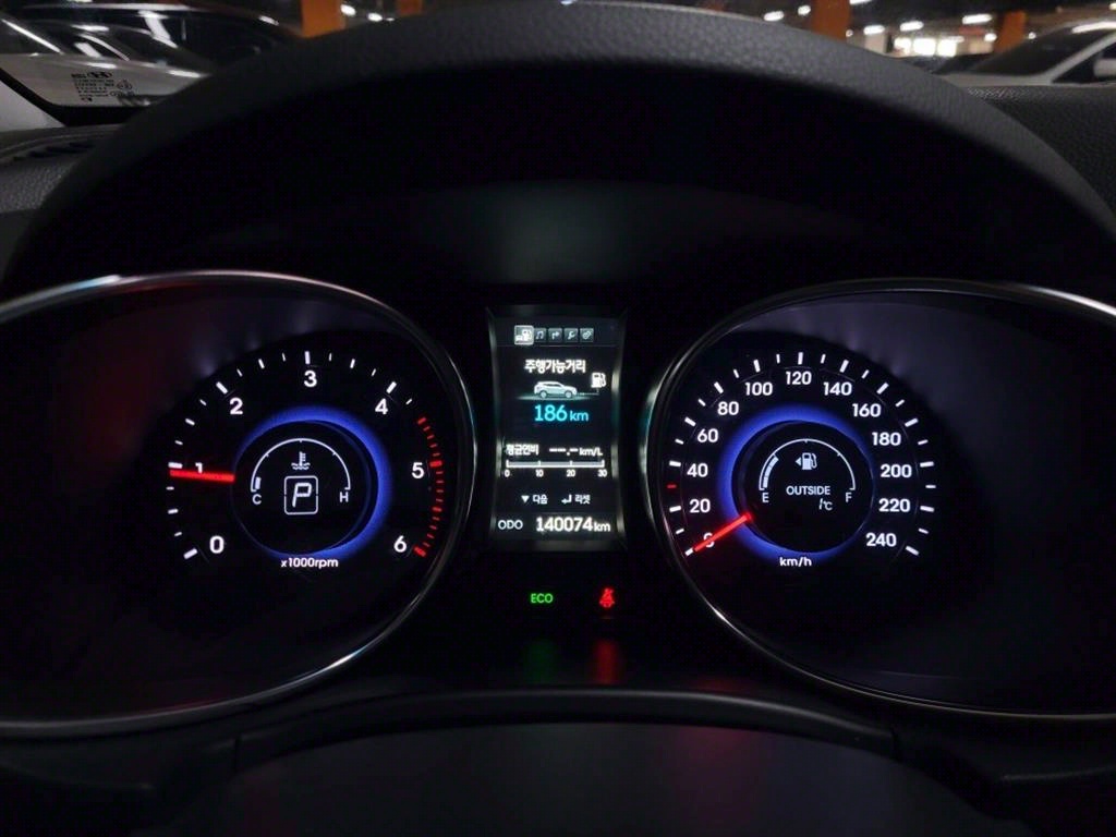 HYUNDAI Santa Fe - Vista 10