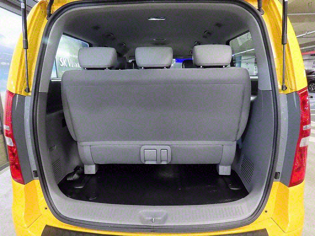 HYUNDAI Starex 2021 Amarillo - Importación desde Corea - HF Imports Iquique - Foto 16