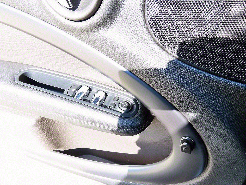 Mini Countryman - Vista 11