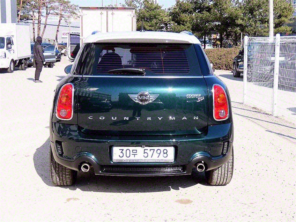 Mini Countryman - Vista 4