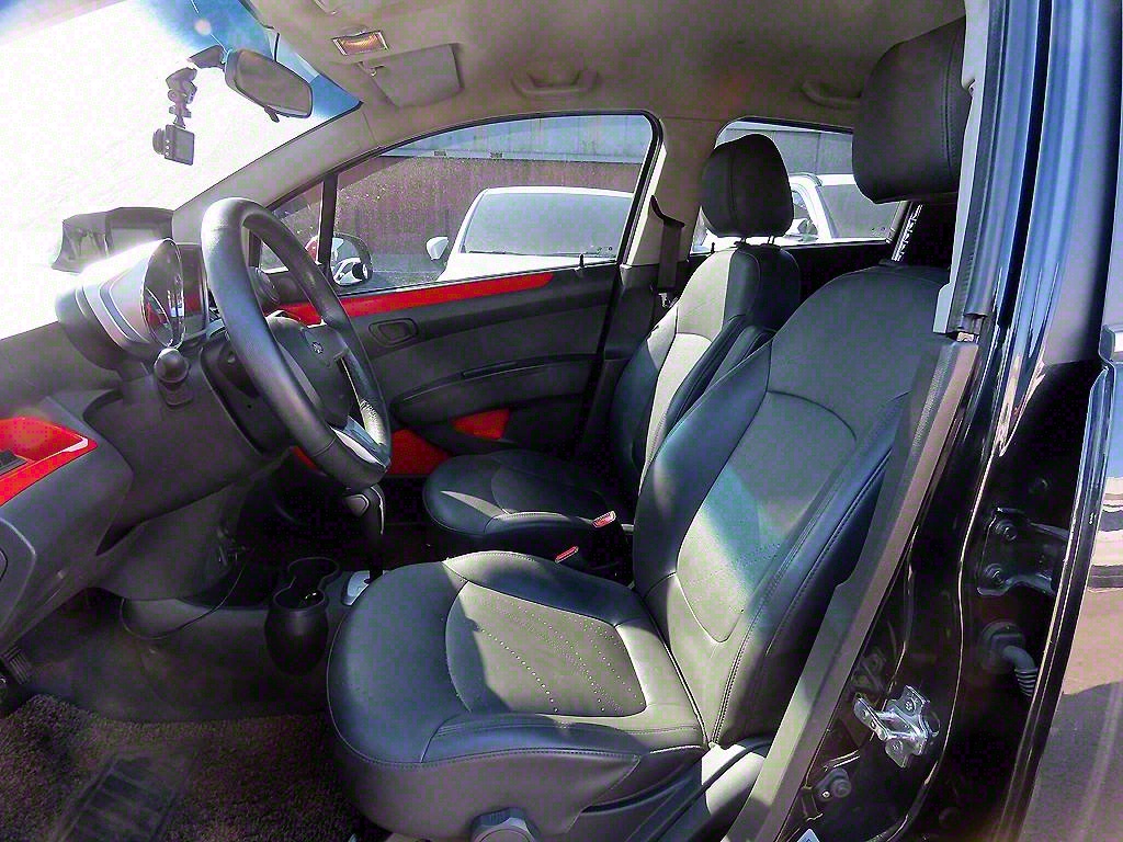 Chevrolet Spark - Vista 5