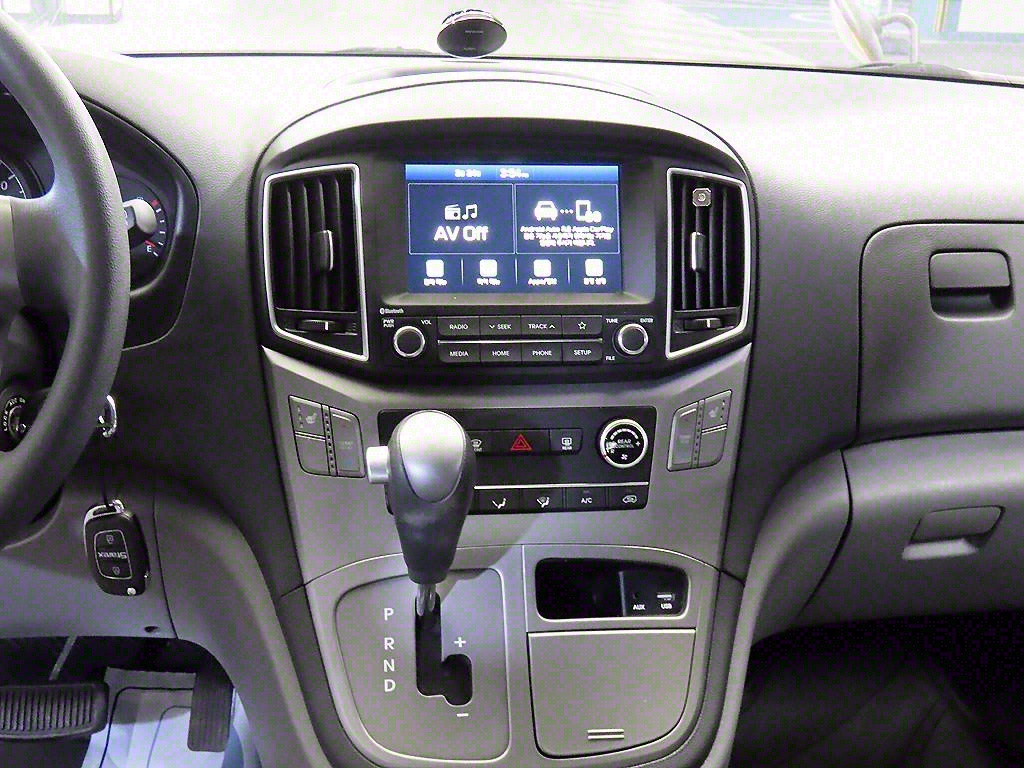 HYUNDAI Starex - Vista 11