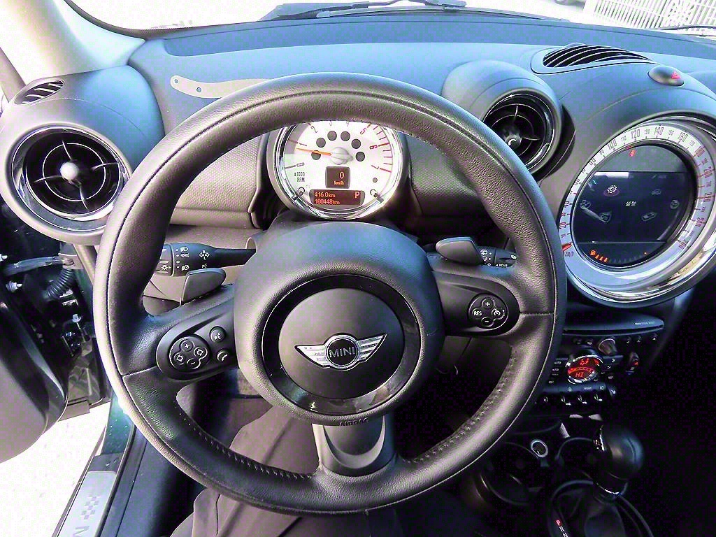 Mini Countryman - Vista 8