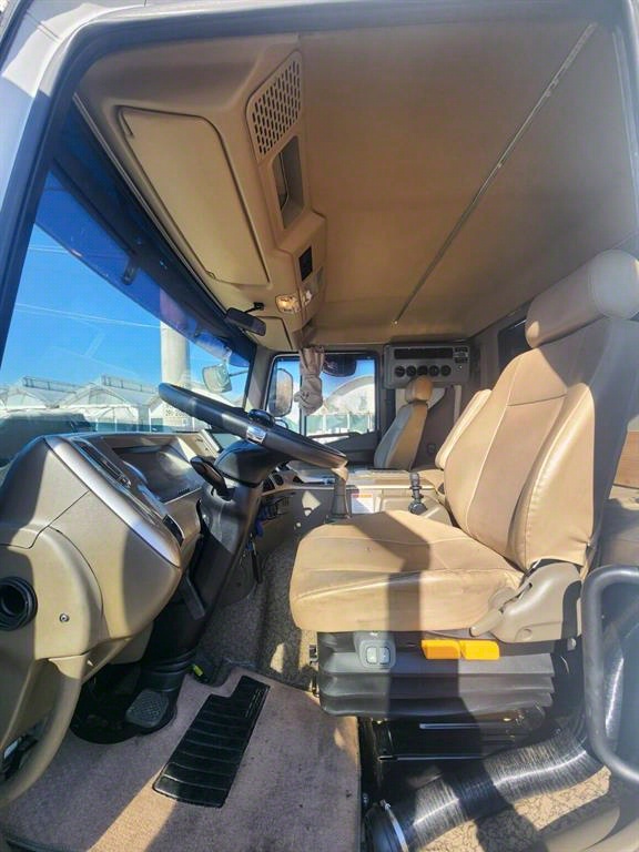 medium and large cargo truck 2017 Blanco - Importación desde Corea - HF Imports Iquique - Foto 17