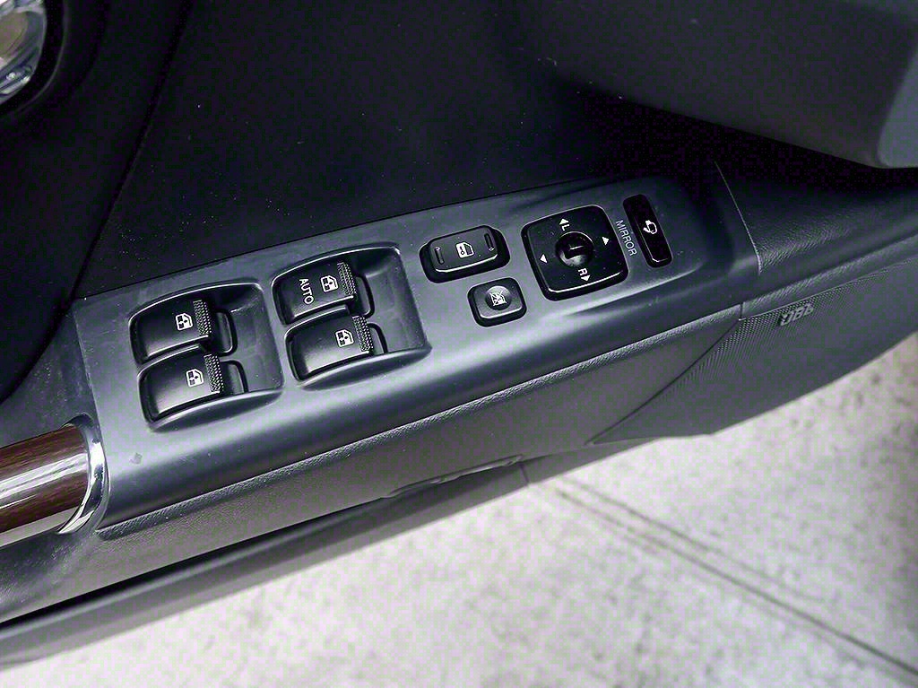 HYUNDAI Grandeur 2010 Negro - Importación desde Corea - HF Imports Iquique - Foto 13