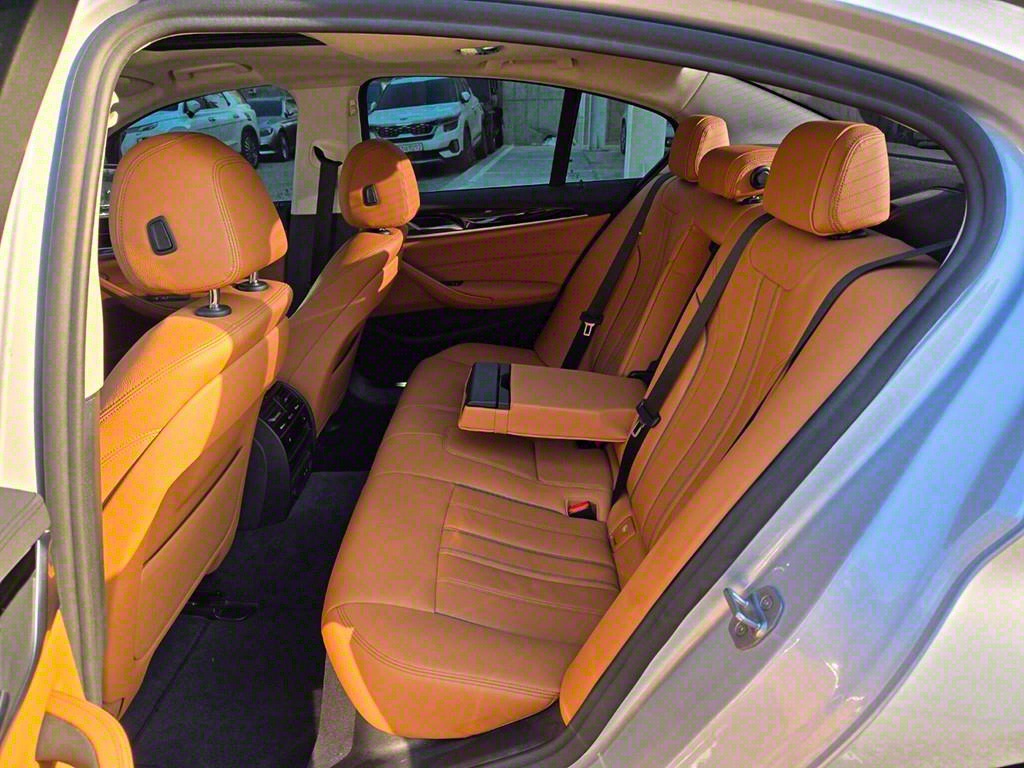 BMW 5 Series - Vista 6