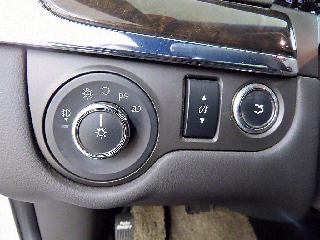 Lincoln MKS - Vista 12