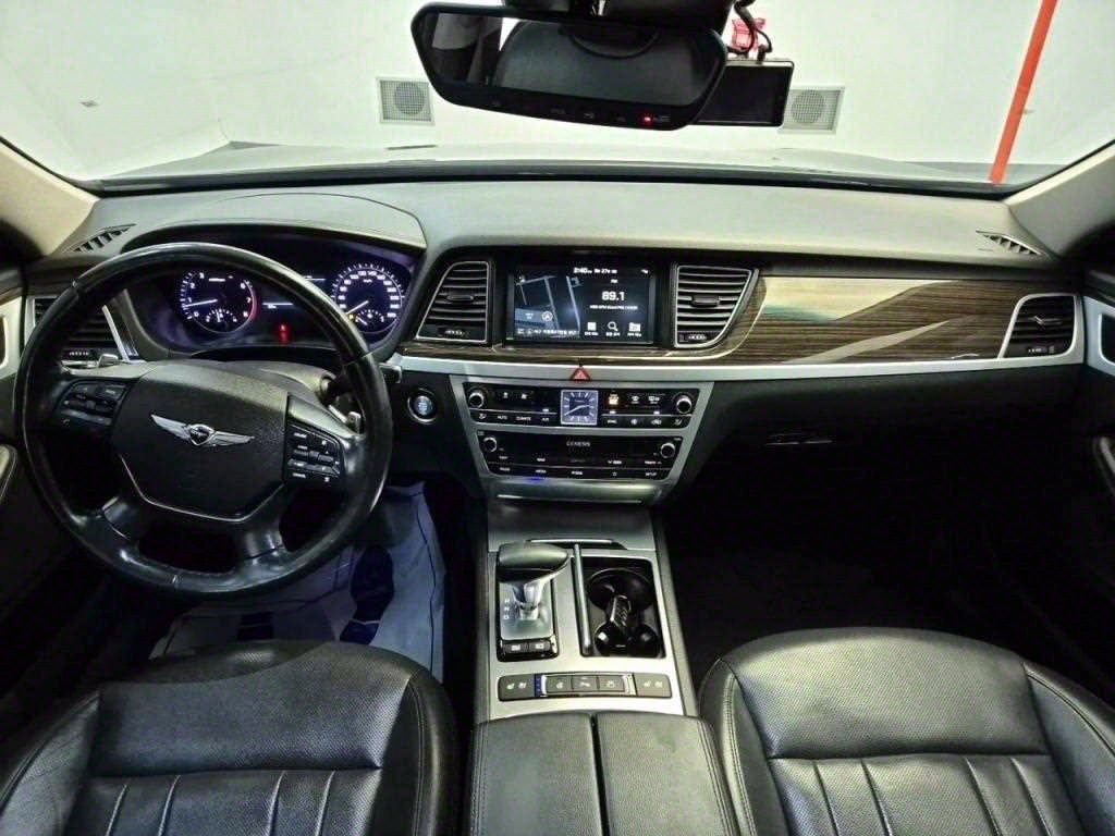 Genesis G80 - Vista 7