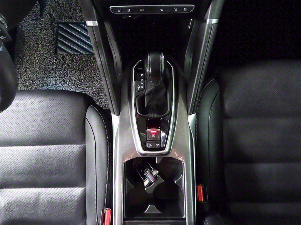 SAMSUNG QM6 - Vista 10