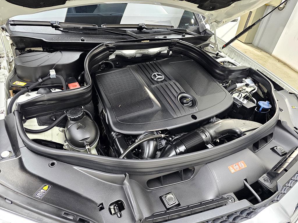 Mercedes Benz GLK Class - Vista 6