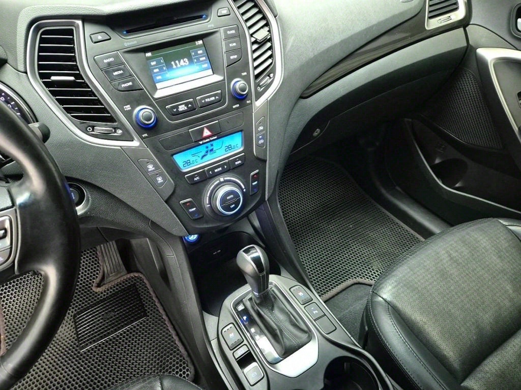 HYUNDAI Santa Fe - Vista 8