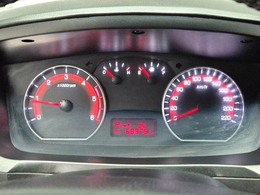 Ssangyong Korando - Vista 6