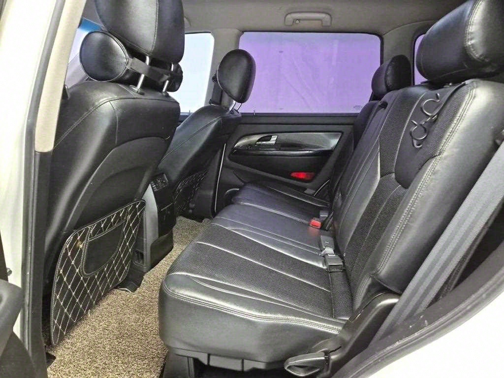 Ssangyong Rexton - Vista 12