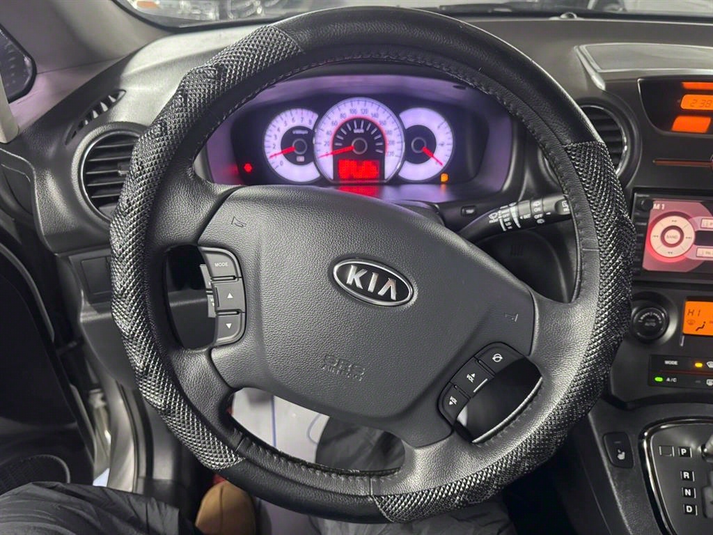 KIA Carens 2012 Gris - Importación desde Corea - HF Imports Iquique - Foto 13