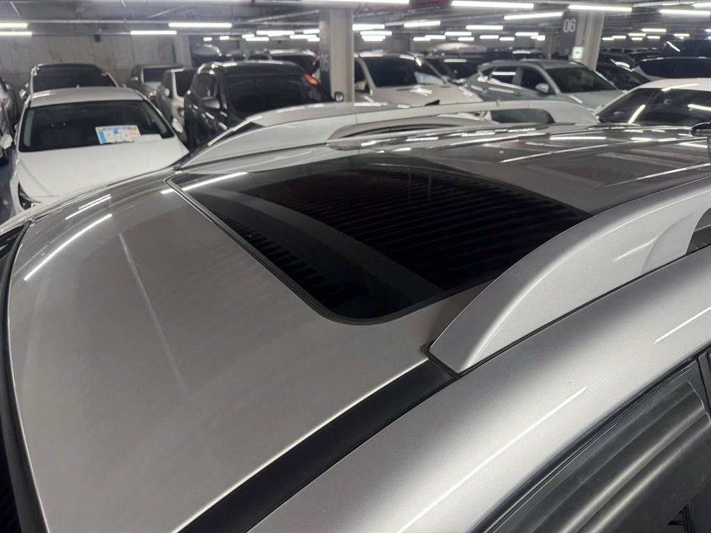 KIA Carens - Vista 8