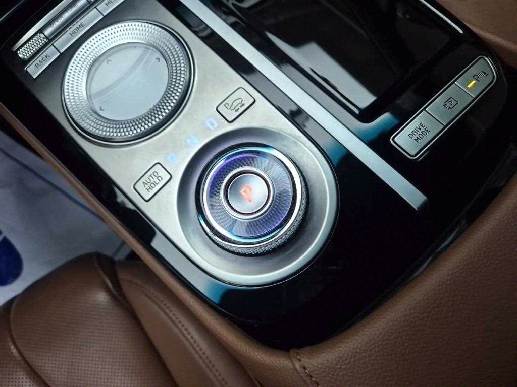 Genesis G80 - Vista 8