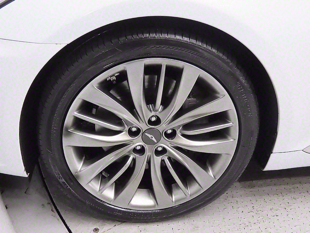 Genesis G80 - Vista 9