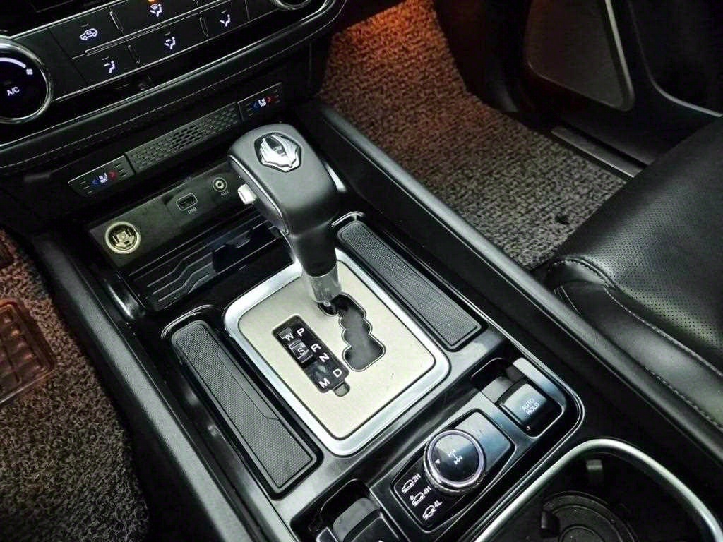 Ssangyong Rexton - Vista 11