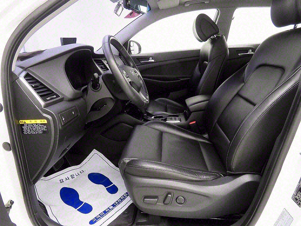 HYUNDAI Tucson - Vista 6