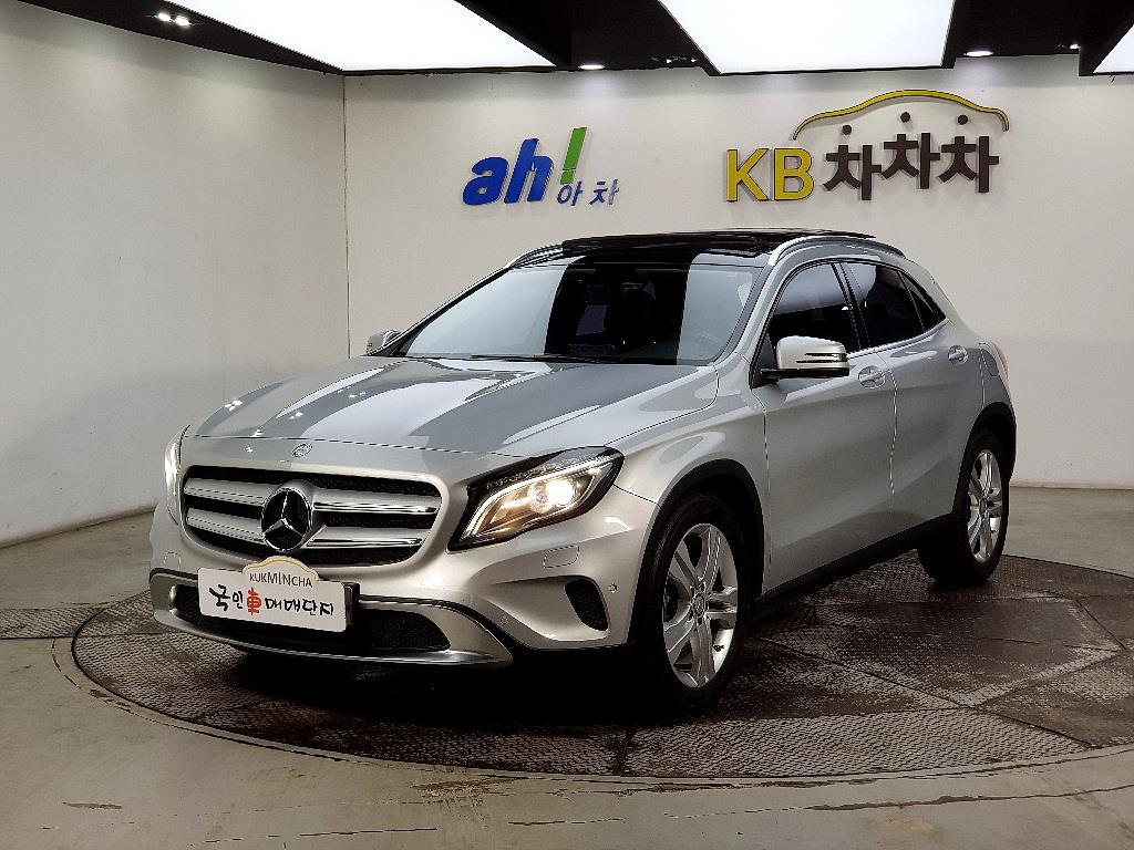 Mercedes Benz GLA Class