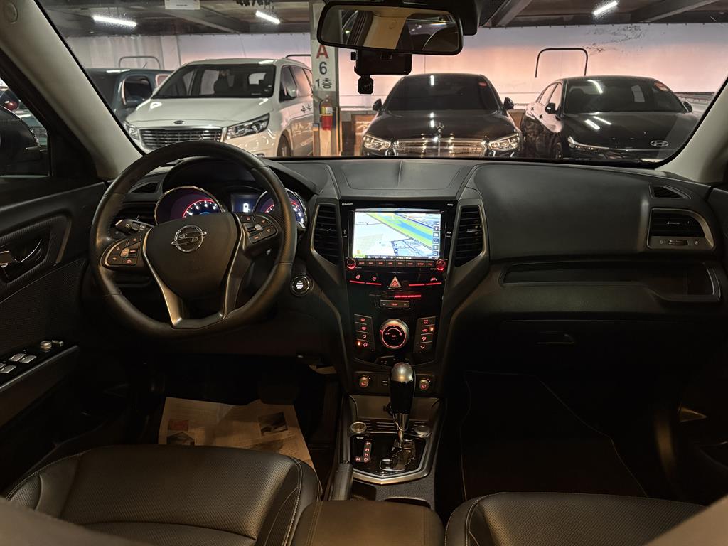 Ssangyong Tivoli - Vista 6