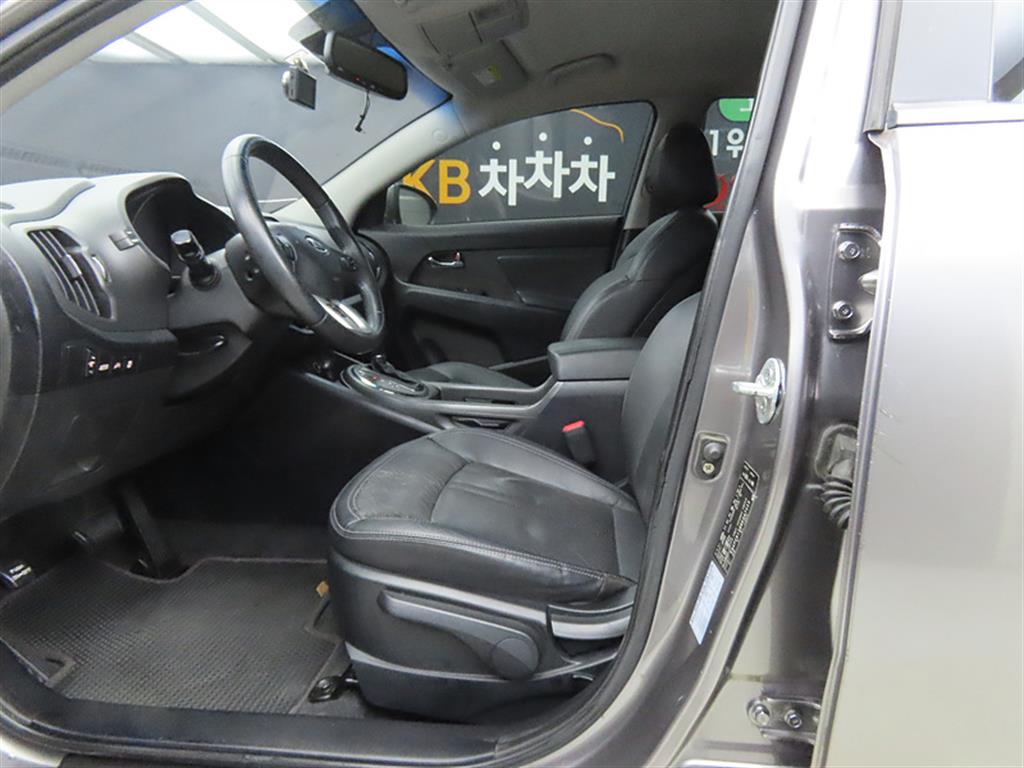 KIA Sportage - Vista 5