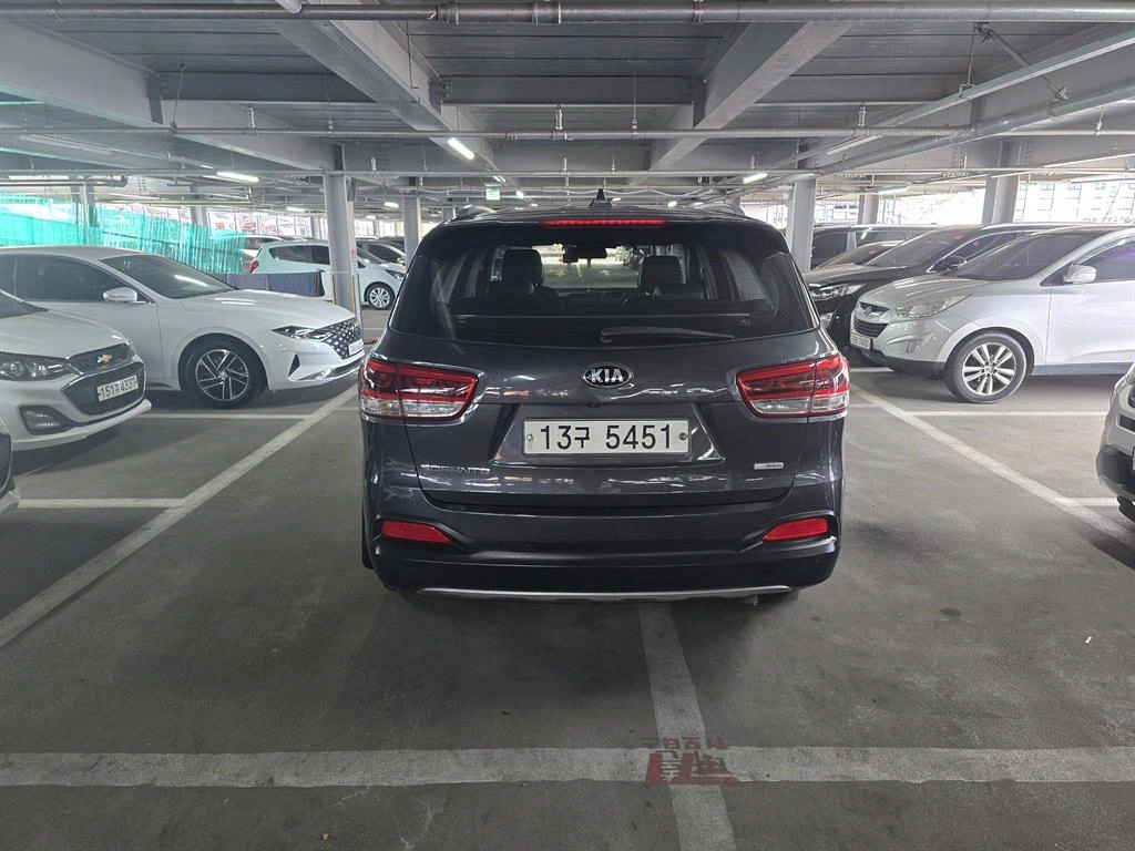 KIA Sorento - Vista 6